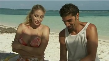Italian Pornstar Vittoria Risi Screwed By Two Sailors On The Beach free video